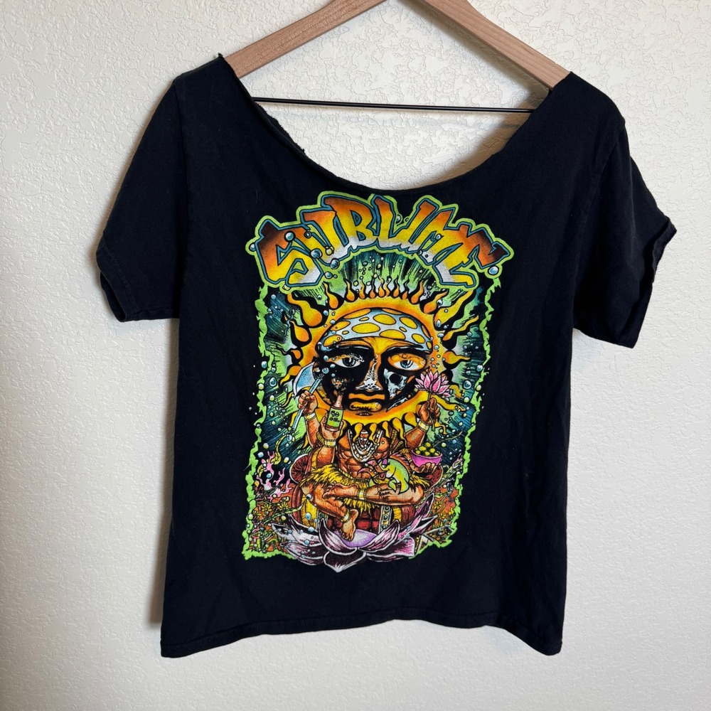 Grunge Skater Distressed Sublime Band Graphic Tee Small Black